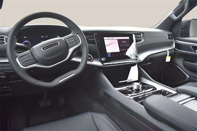 2025 Jeep Wagoneer Base photo 13