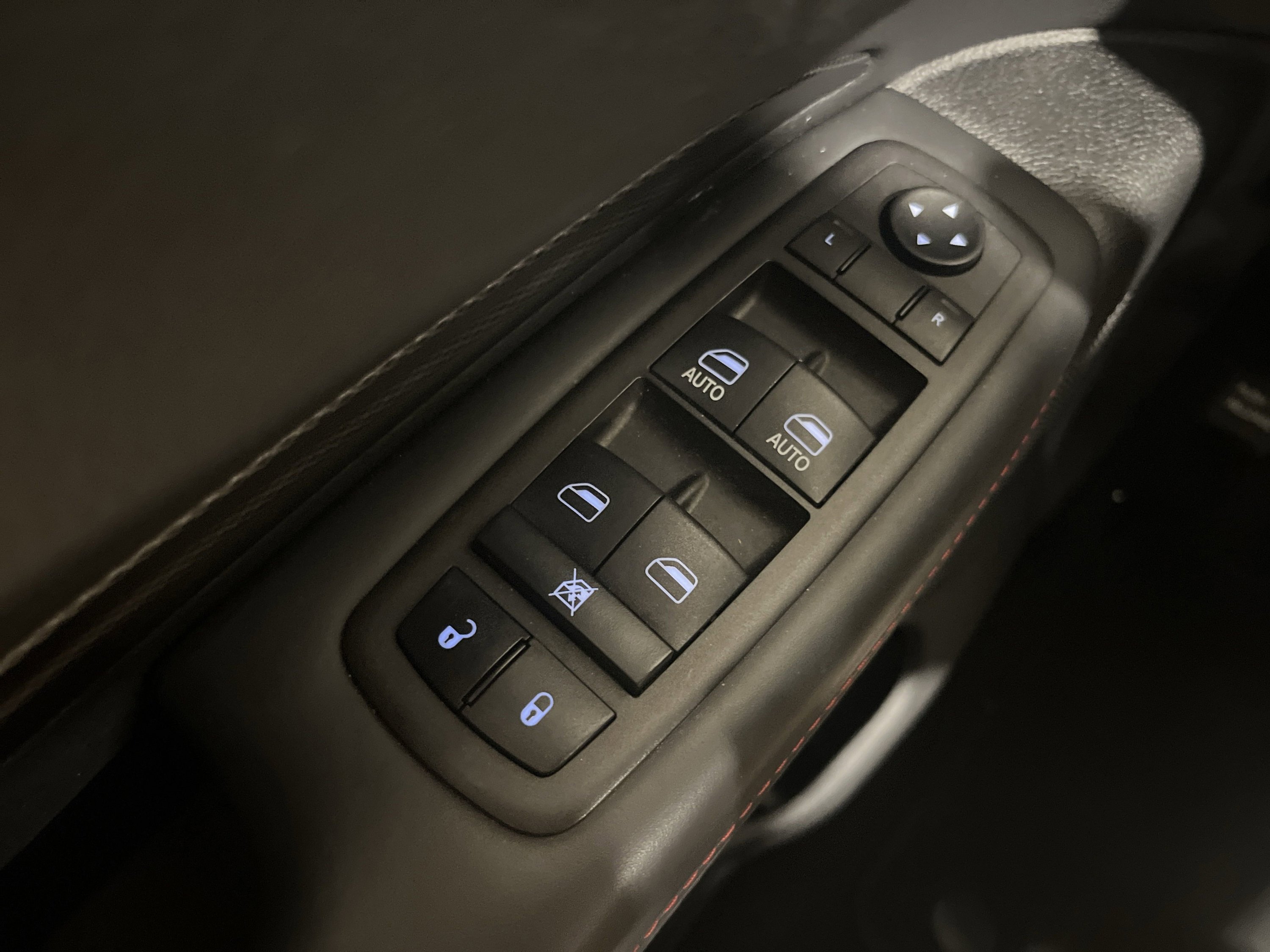 2023 Dodge Durango R/T photo 22