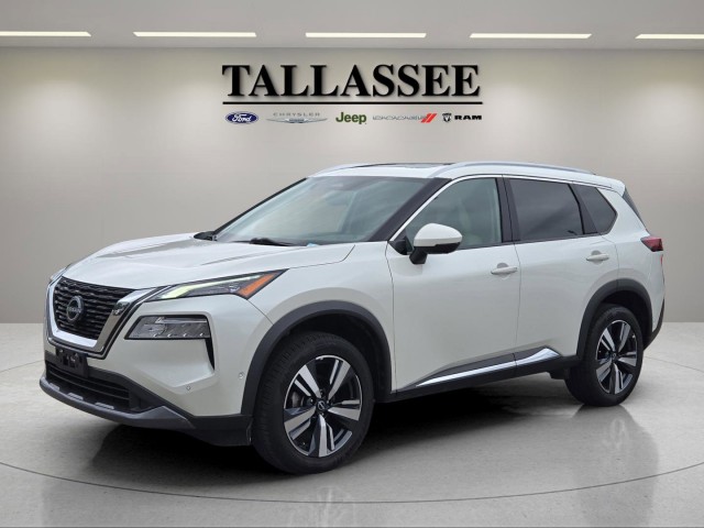 2023 Nissan Rogue SL's photo