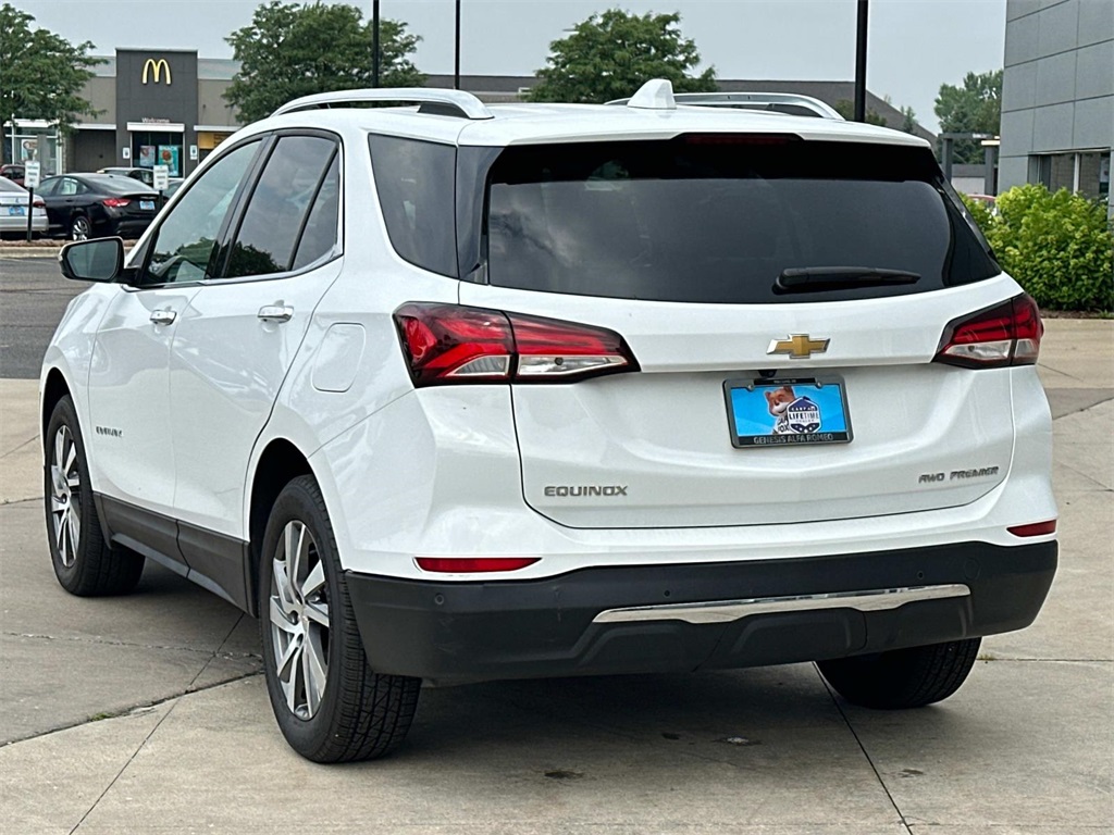 2022 Chevrolet Equinox Premier photo 3