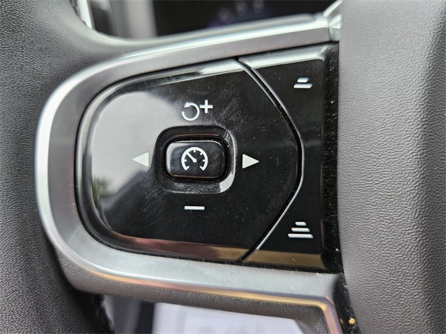 2023 Volvo S60 Recharge T8 Plus photo 25