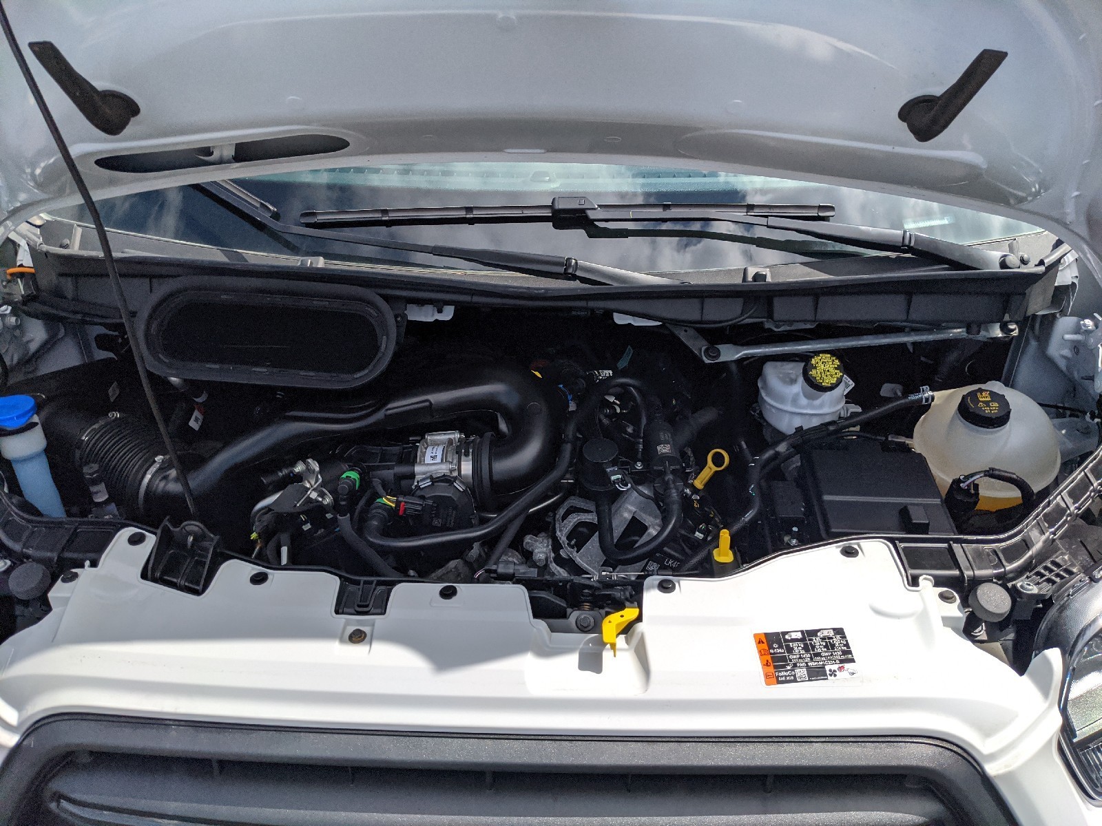 2020 Ford Transit Cargo Van photo 3