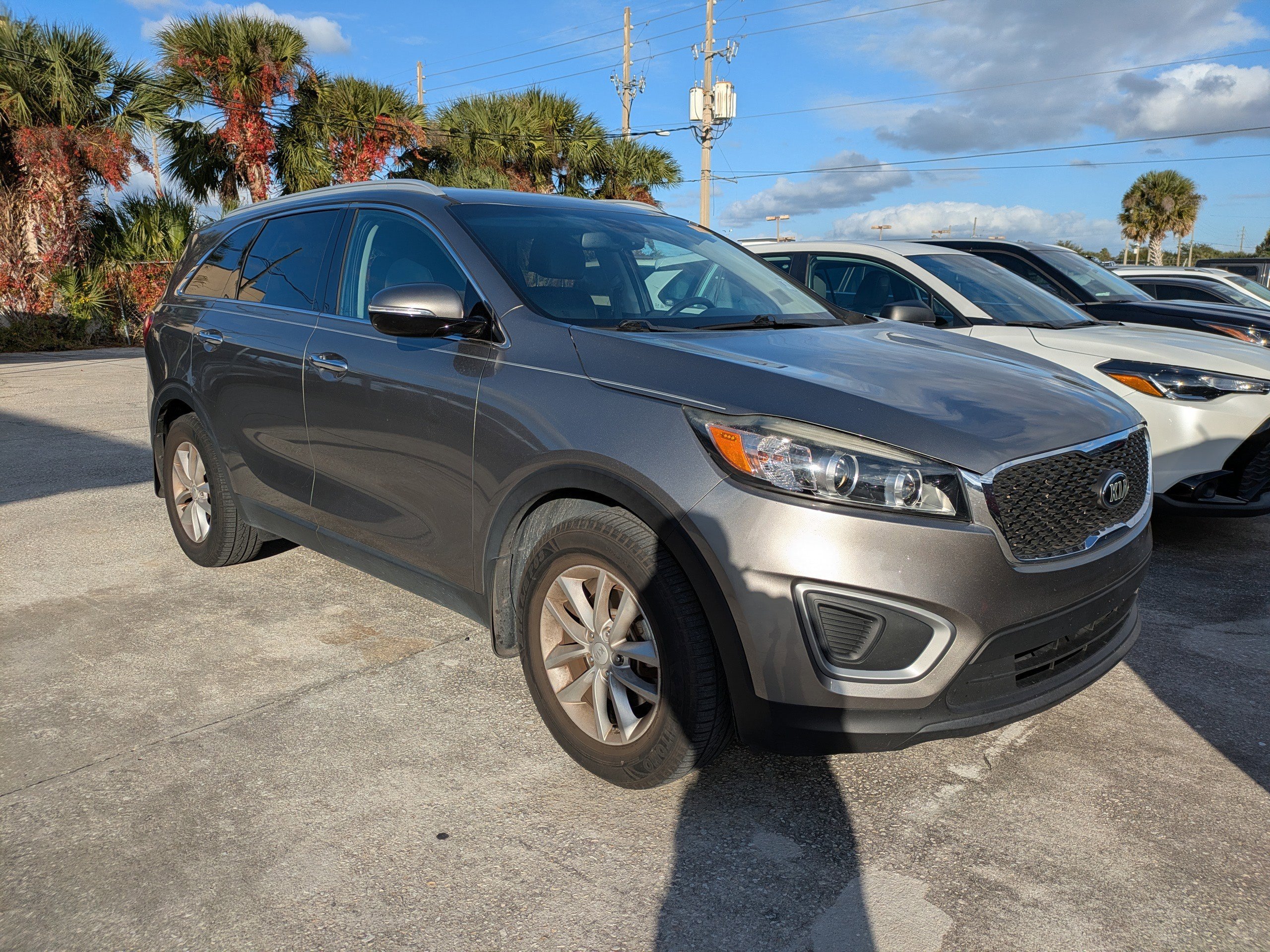 2017 Kia Sorento LX's photo