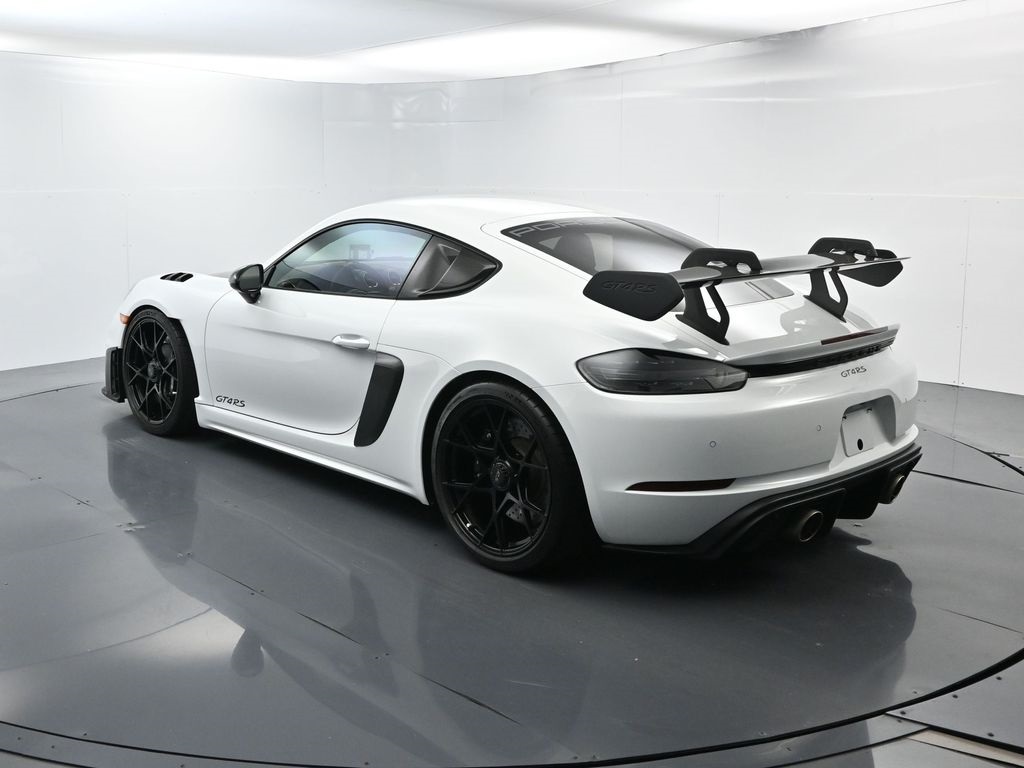 2023 Porsche Cayman GT4 RS photo 2
