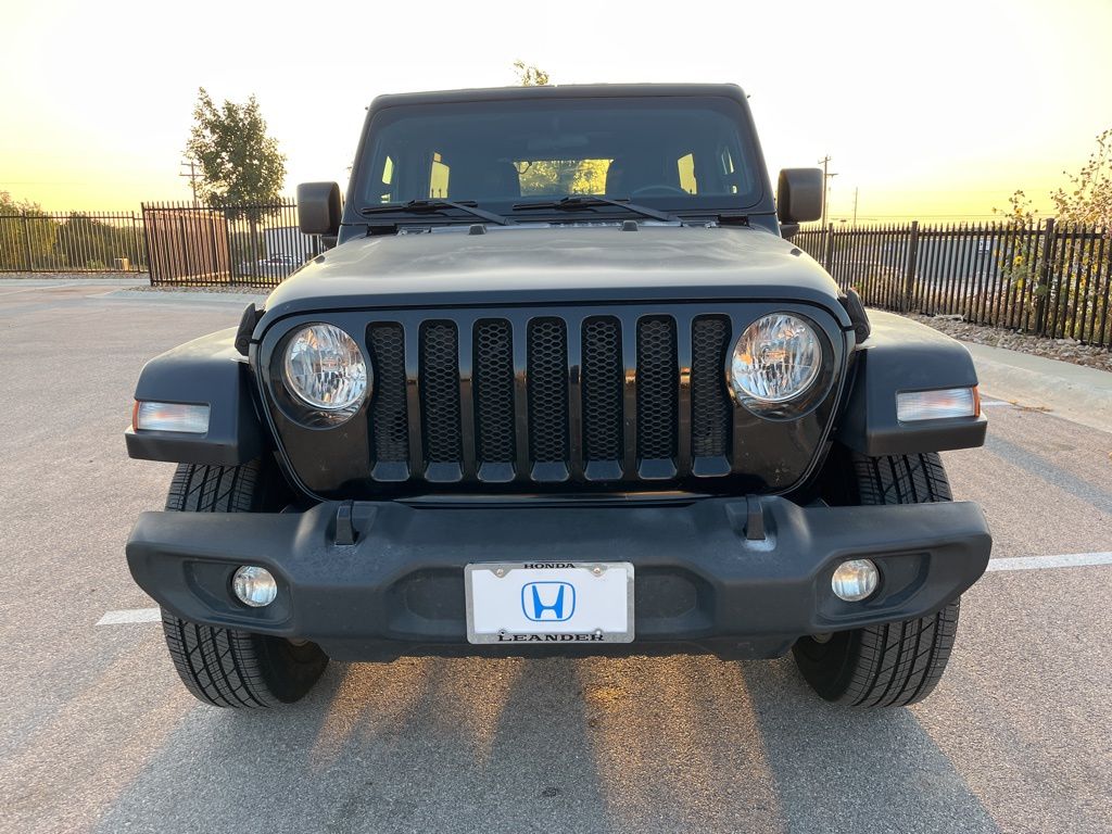 2018 Jeep Wrangler Unlimited Sport photo 2