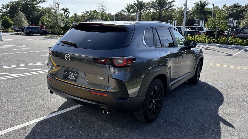 2023 Mazda CX-50 2.5 Select photo 2