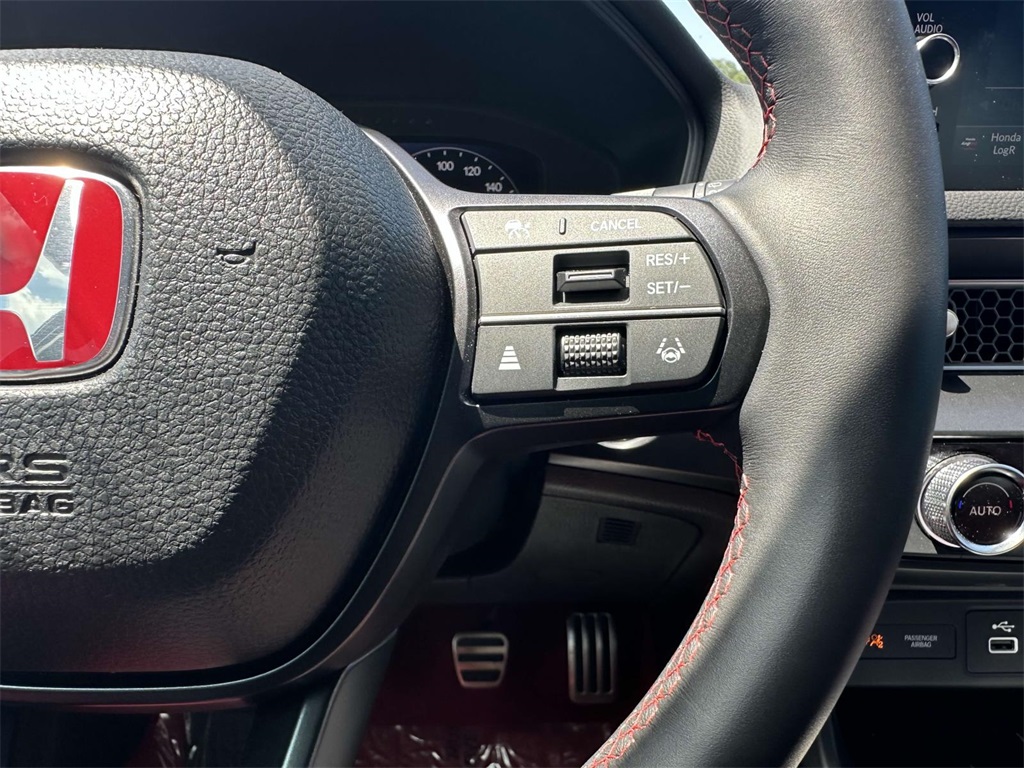 2024 Honda Civic Type R photo 13