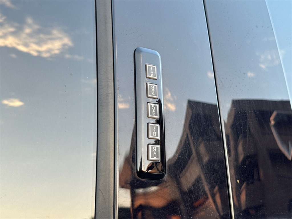 2019 Ford F-150 XLT photo 11