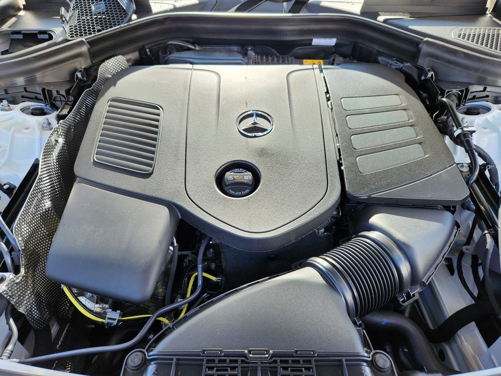 2026 Mercedes Benz GLC 300 4MATIC photo 16