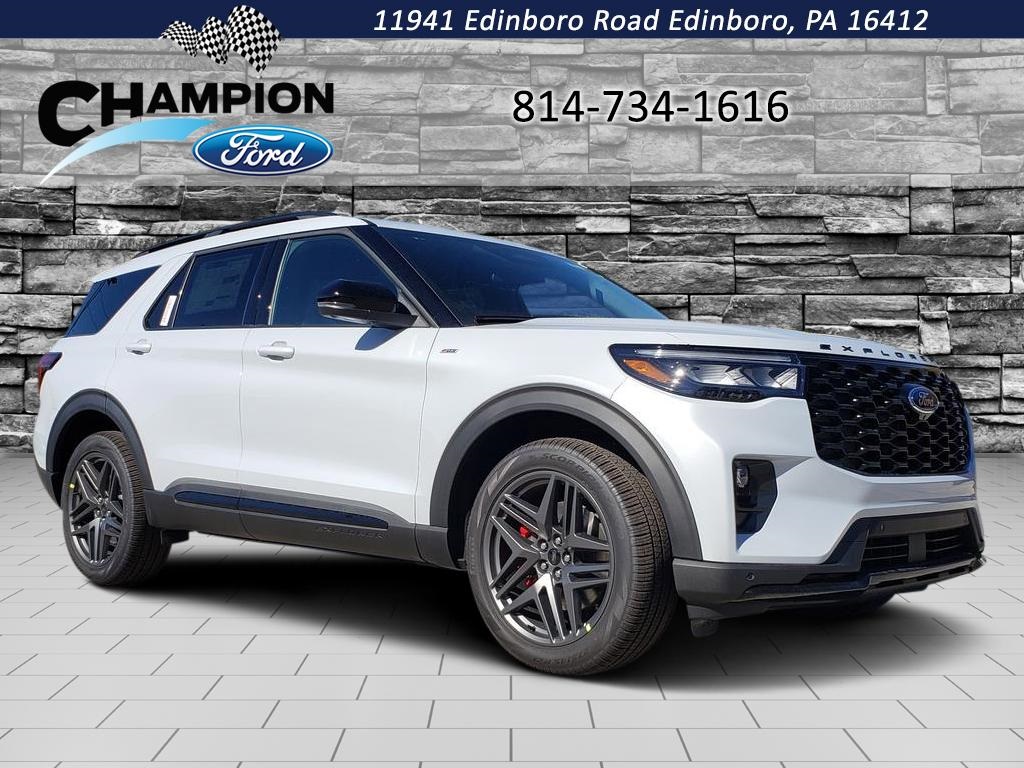 2026 Ford Explorer ST-LINE's photo