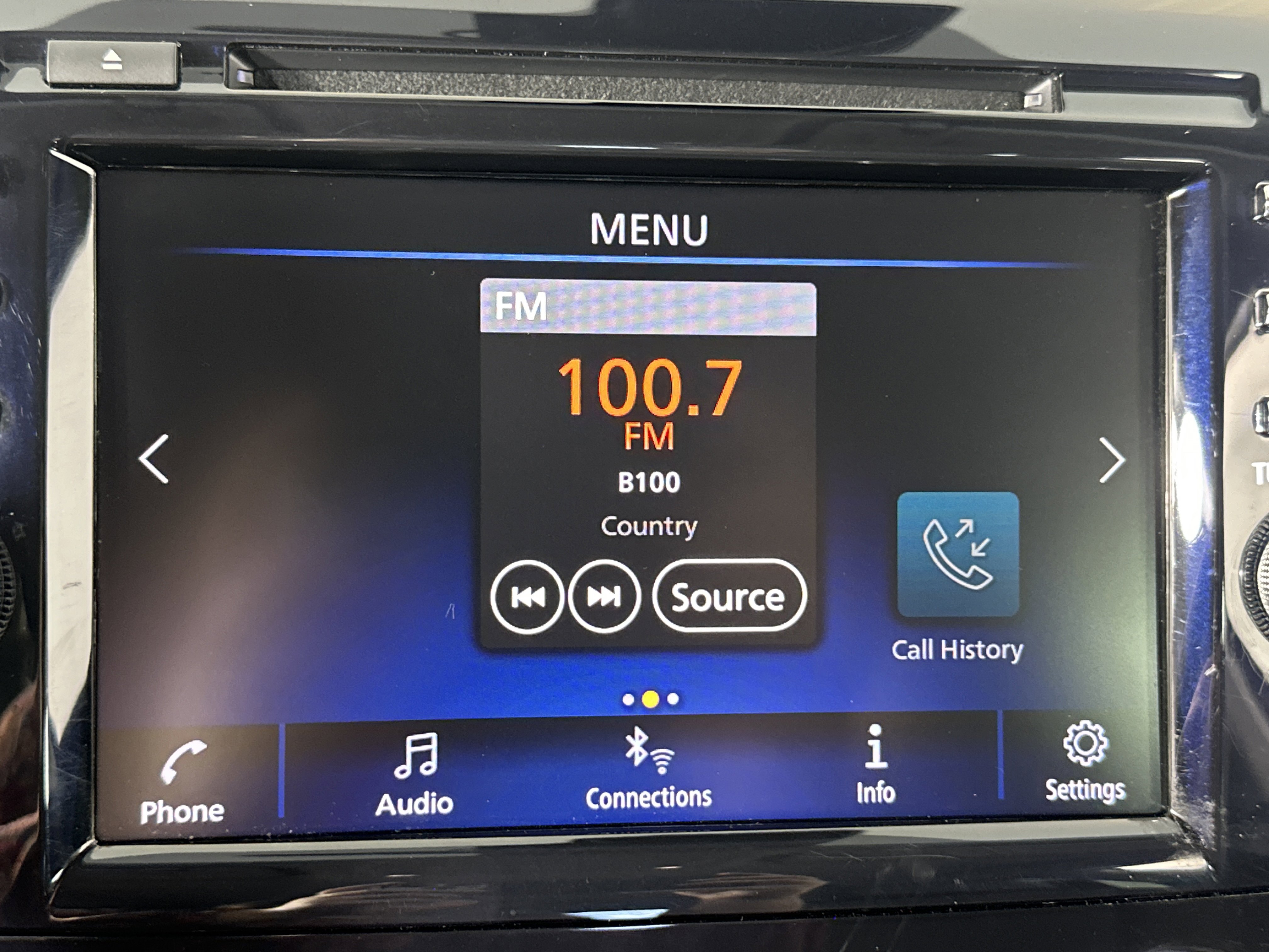 2024 Nissan Murano SV photo 2