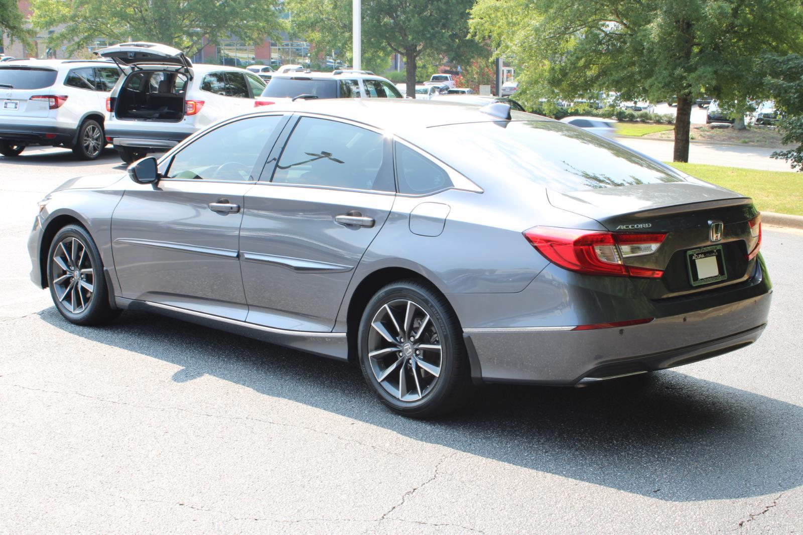 2022 Honda Accord EX-L 1.5T photo 3