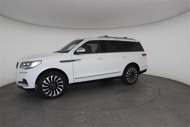 2024 Lincoln Navigator Black Label photo 4