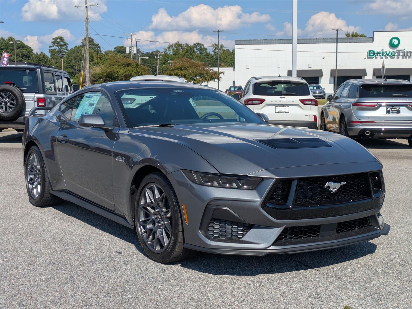 2025 Ford Mustang GT photo 3