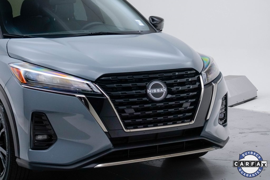 2022 Nissan Kicks SR photo 21