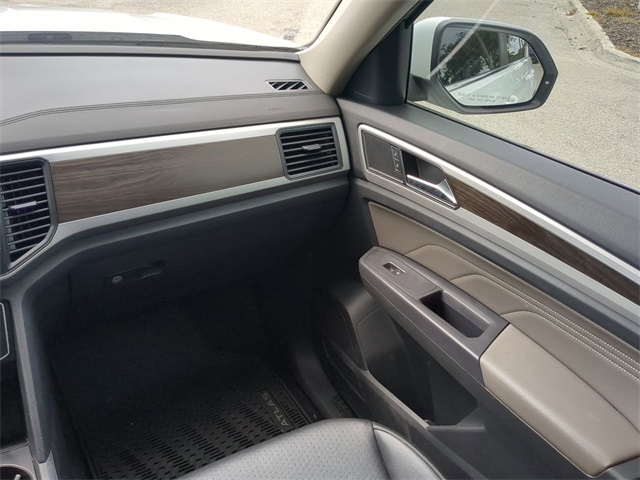2021 Volkswagen Atlas V6 SE Technology photo 17