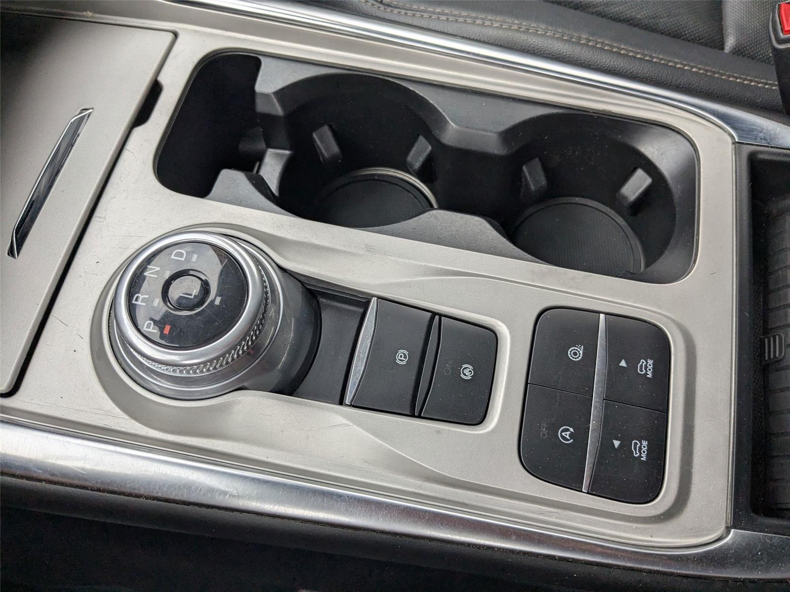 2021 Ford Explorer Limited photo 26