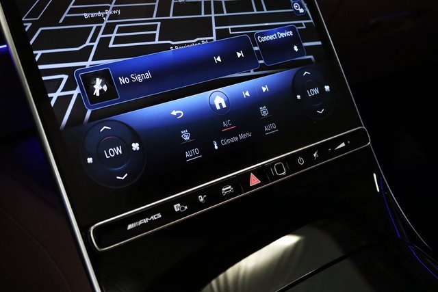 2024 Mercedes Benz S AMG 63 E PERFORMANCE photo 31