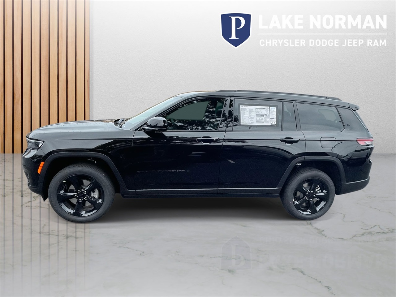 2025 Jeep Grand Cherokee Altitude X photo 5