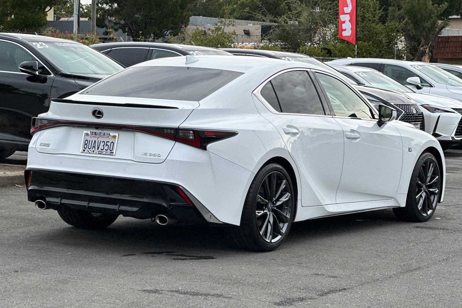 2021 Lexus IS 350 F SPORT photo 4