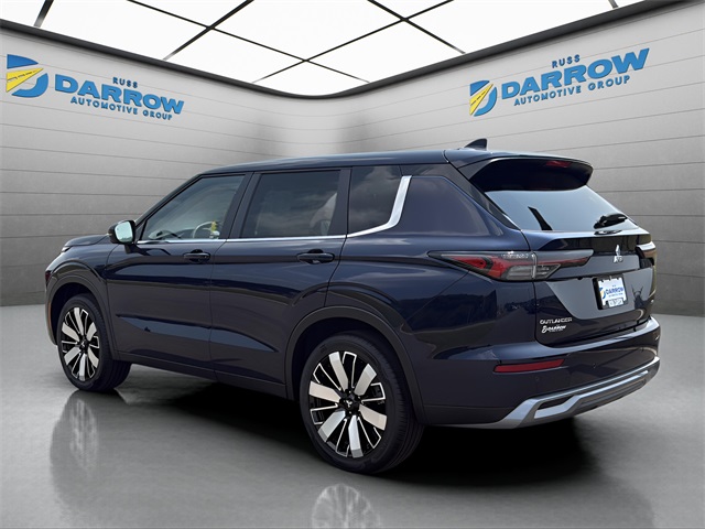 2025 Mitsubishi Outlander SE photo 3