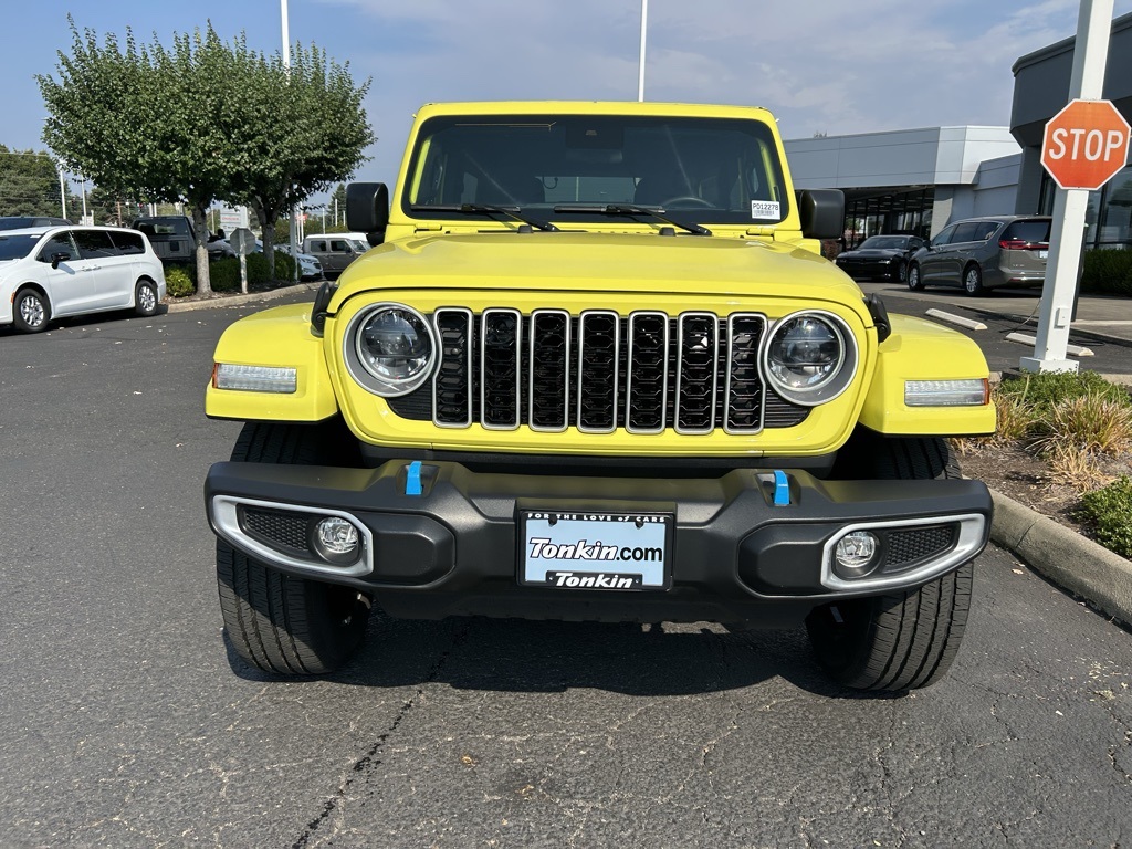 2024 Jeep Wrangler Sahara 4xe photo 3