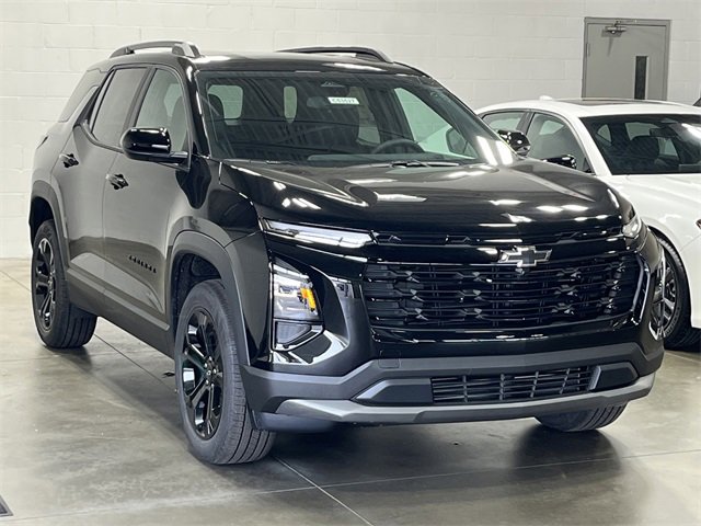 2026 Chevrolet Equinox LT photo 3