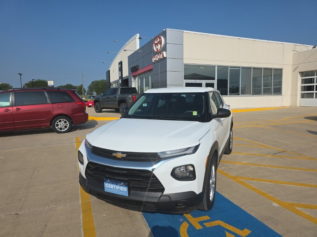 2023 Chevrolet TrailBlazer LS's photo