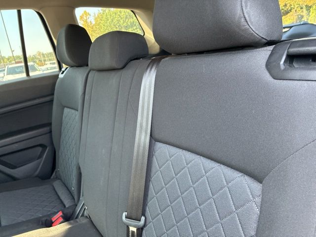 2018 Volkswagen Atlas S photo 6