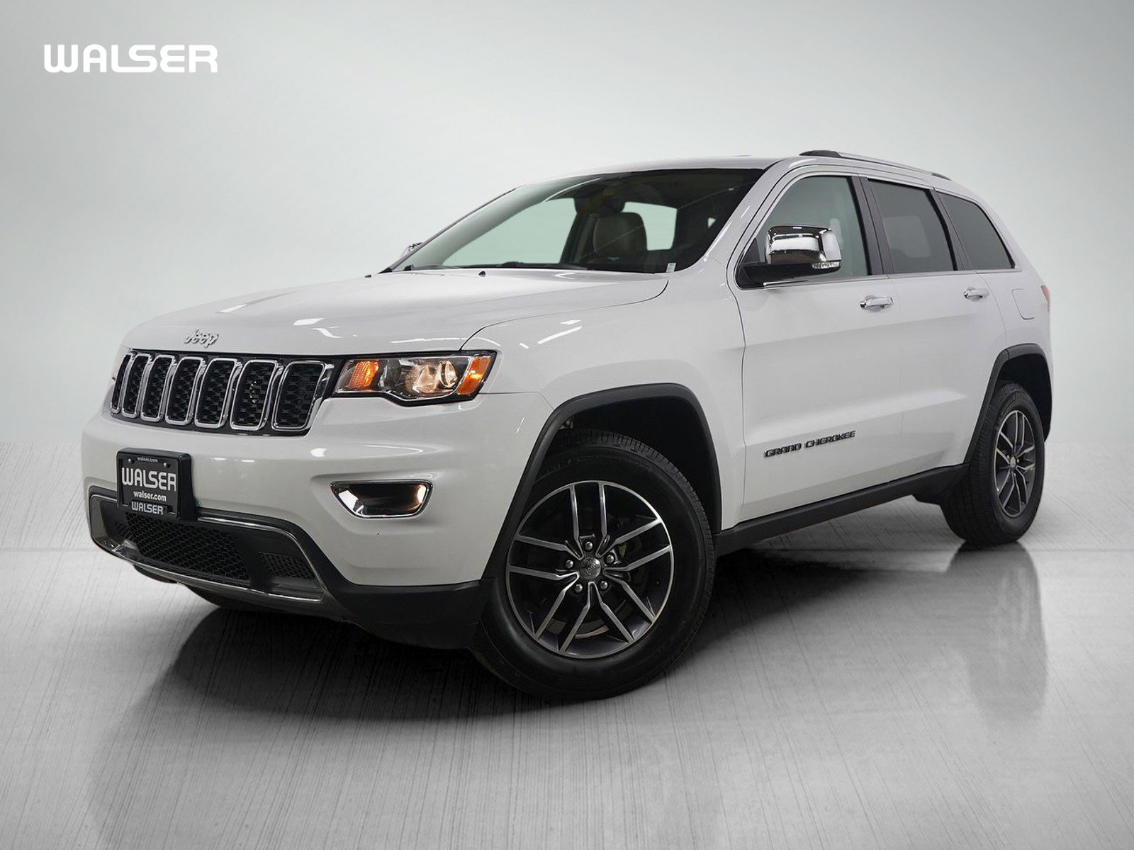 2017 Jeep Grand Cherokee Limited's photo