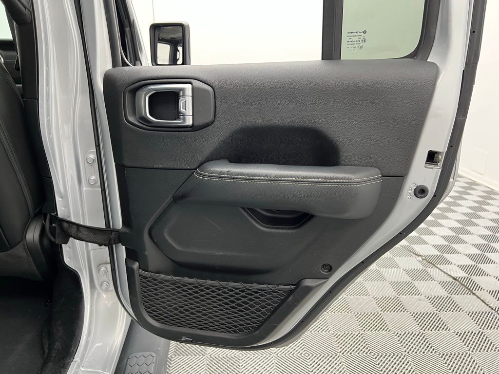 2023 Jeep Wrangler Sahara 4xe photo 30