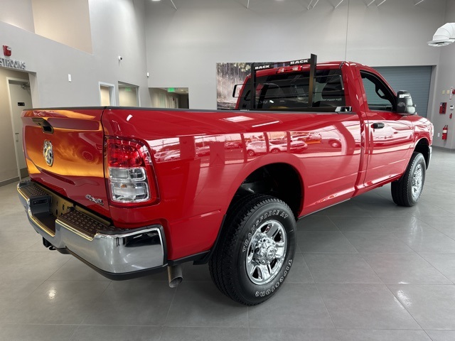 2024 Ram 2500 Tradesman photo 3