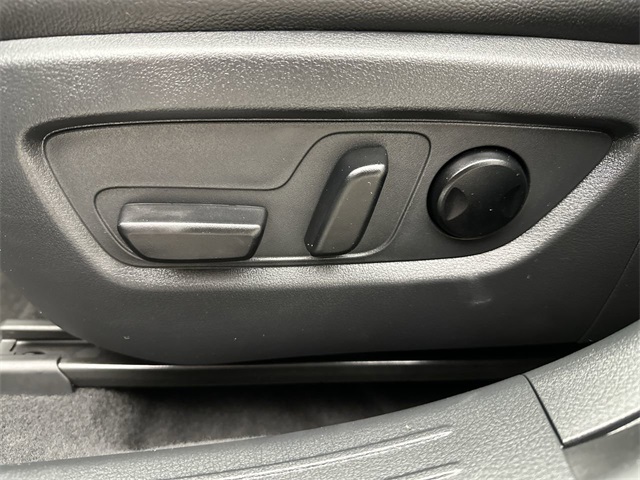 2025 Mazda CX-50 2.5 Premium Plus photo 4