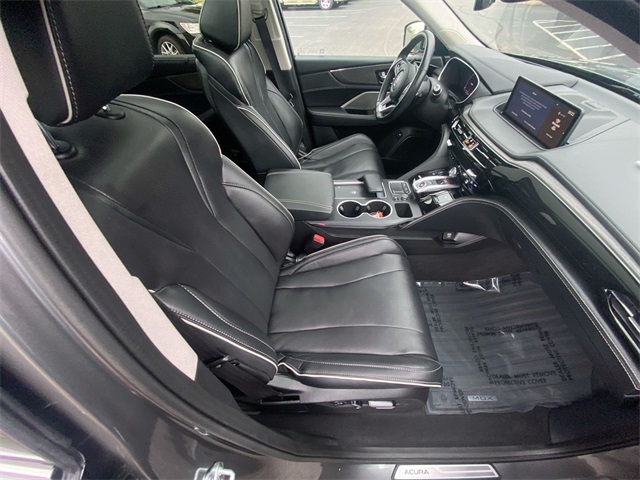 2023 Acura MDX SH-AWD Advance photo 16
