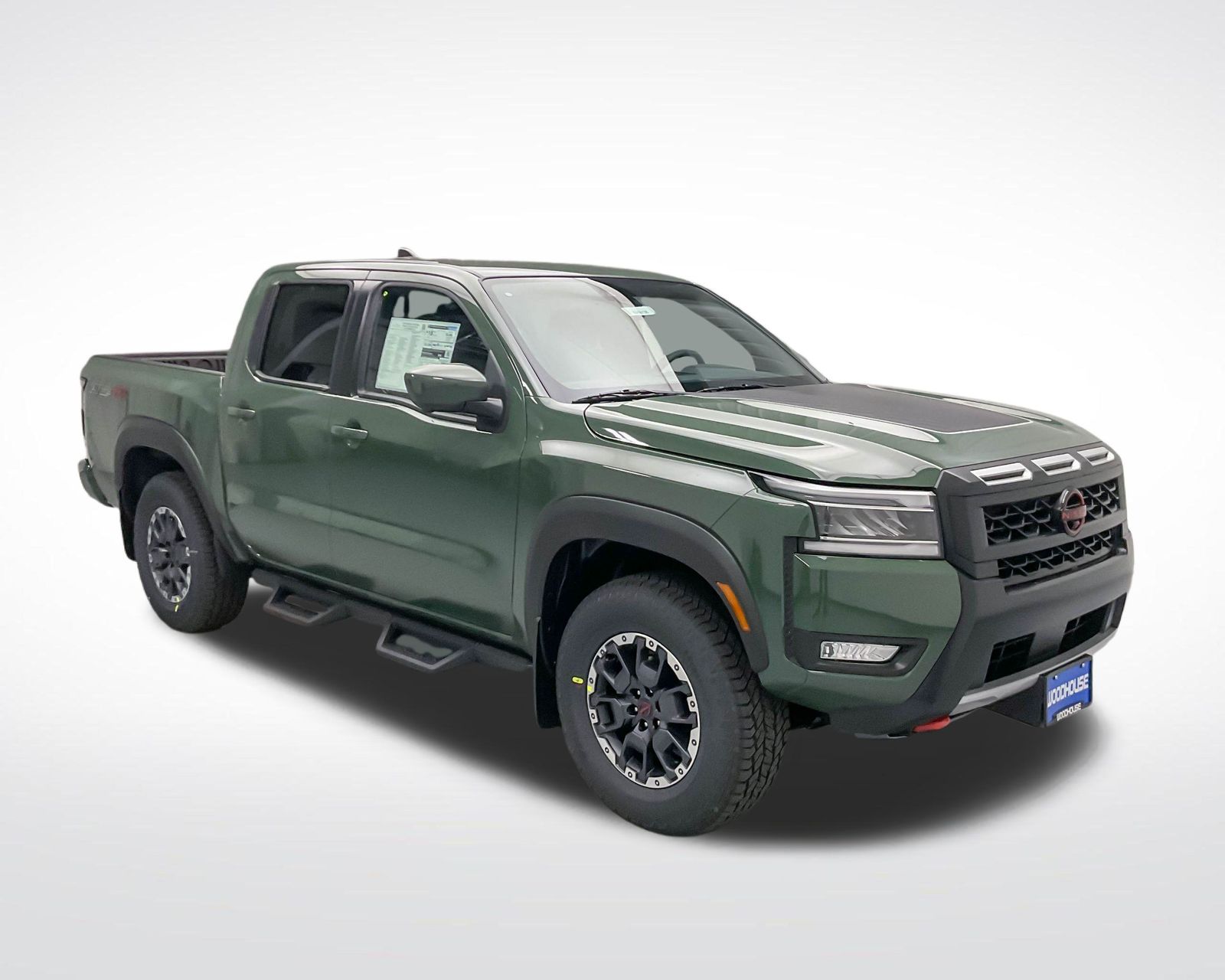 2025 Nissan Frontier PRO-4X photo 3