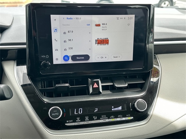 2023 Toyota Corolla LE photo 16