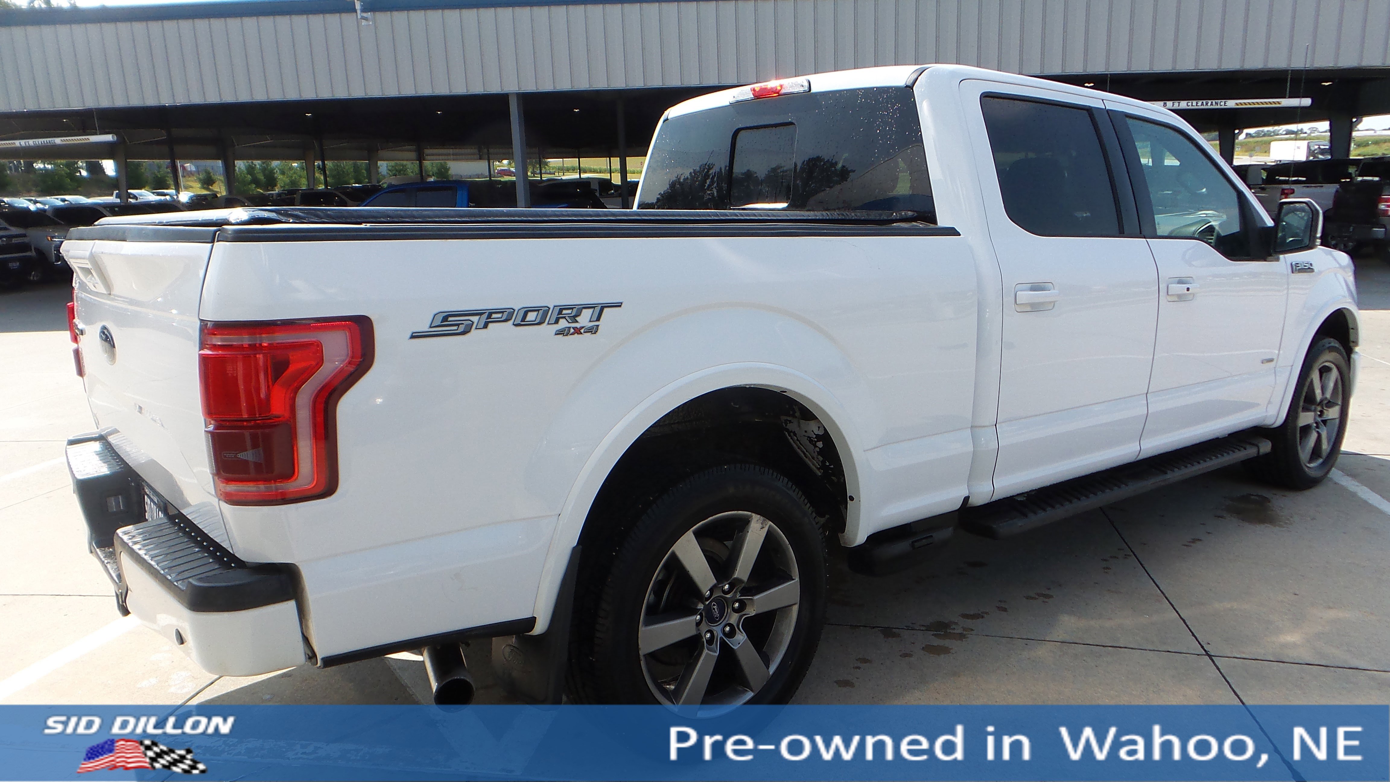 2016 Ford F-150 Lariat photo 5