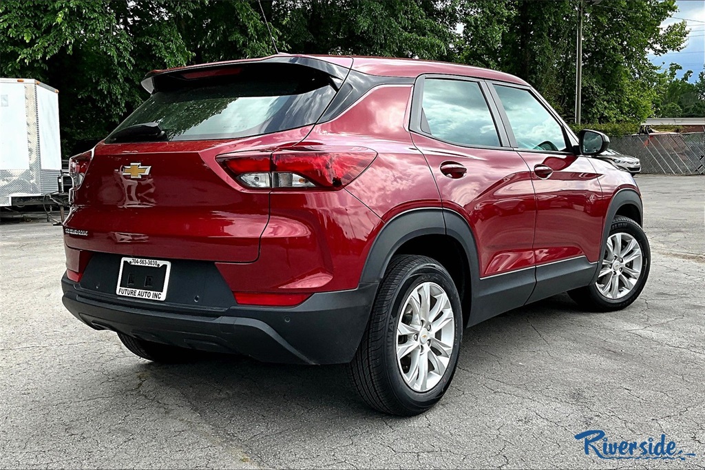 2021 Chevrolet Trailblazer LS photo 4