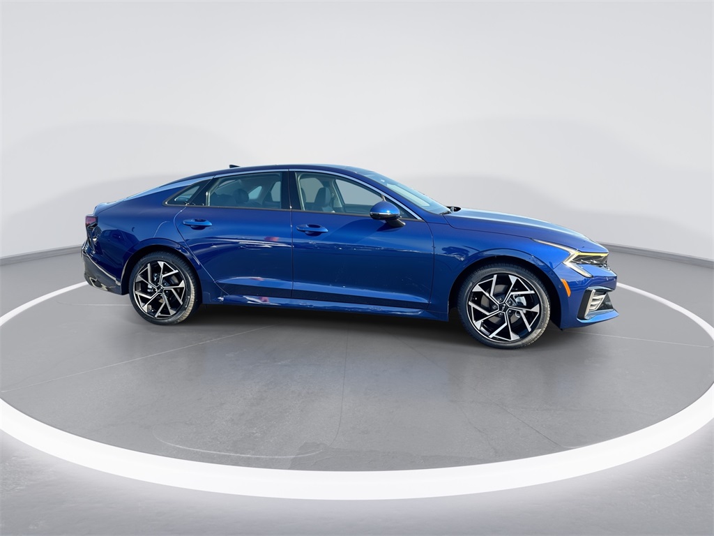 2026 Kia K5 EX photo 9