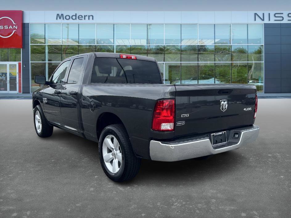 2024 Ram 1500 Classic SLT photo 7