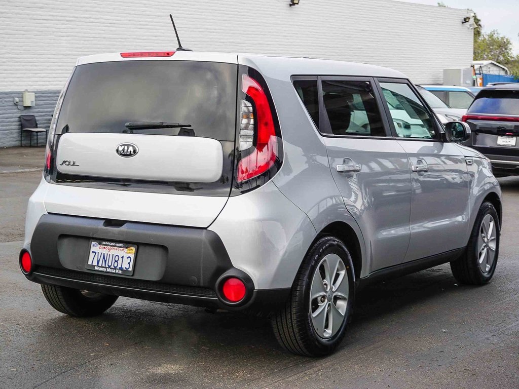 2016 Kia Soul Base photo 2