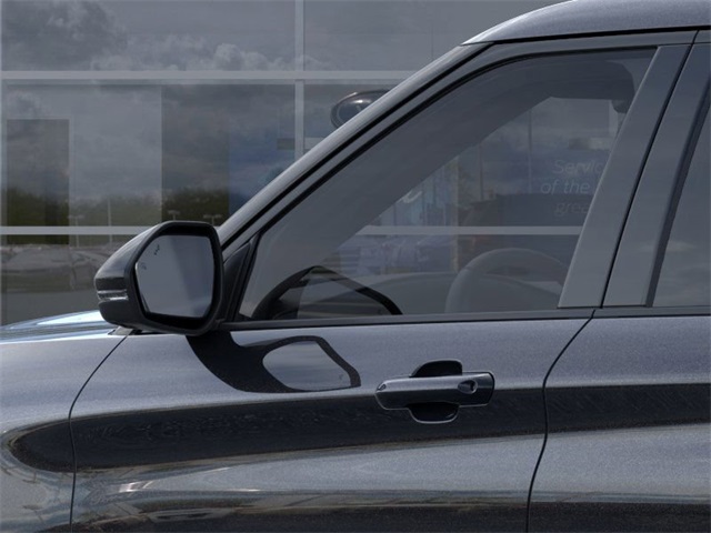 2025 Ford Explorer ST photo 2