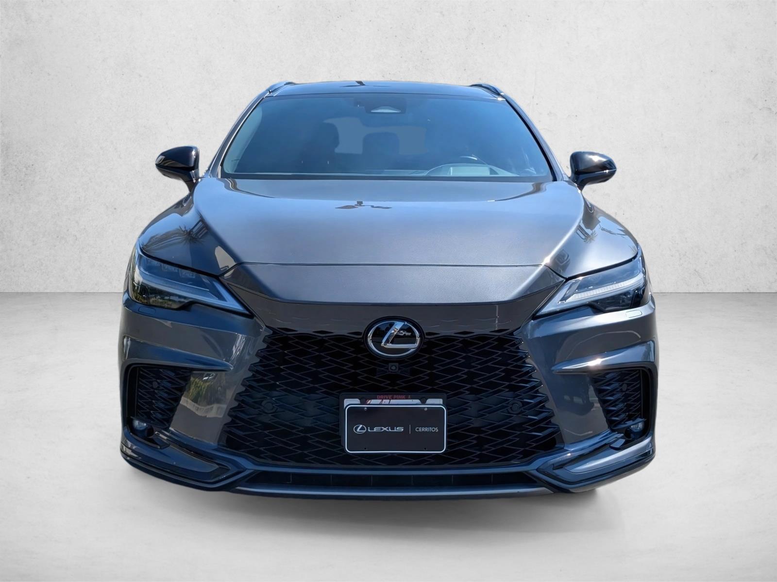2024 Lexus RX 500h photo 2