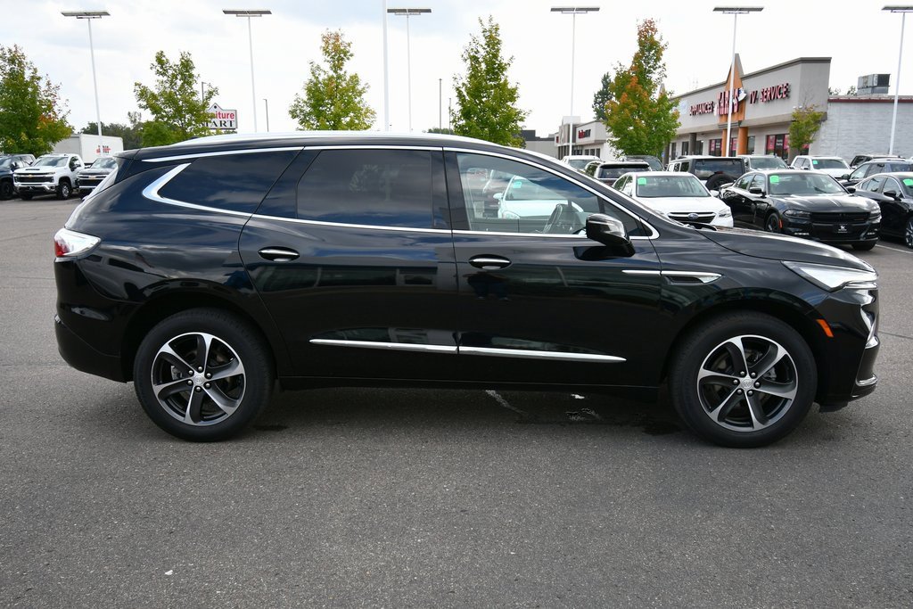 2022 Buick Enclave Essence photo 9