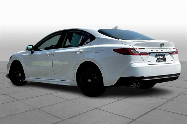 2025 Toyota Camry SE photo 11