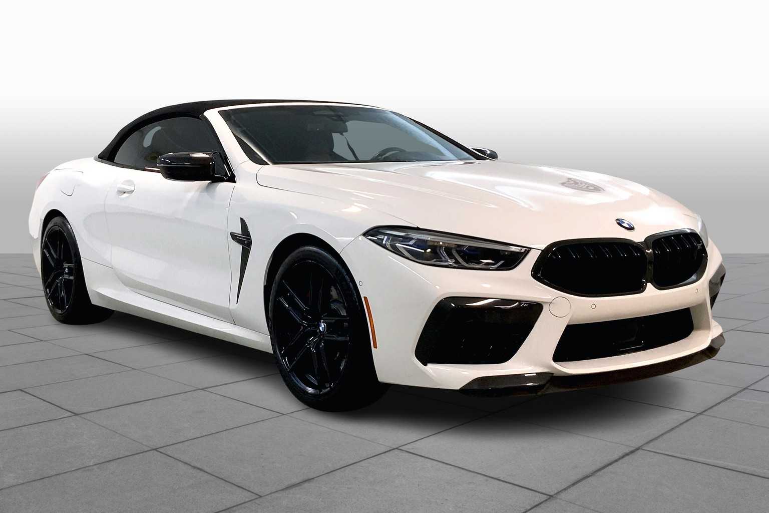 Used 2022 BMW M8 Convertible Base with VIN WBSDZ0C07NCJ85438 for sale in Kansas City