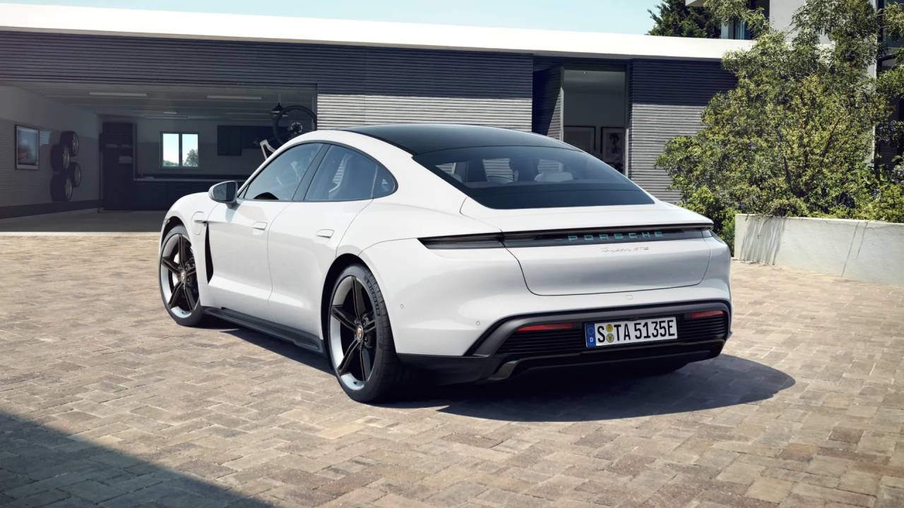 2024 Porsche Taycan GTS photo 3