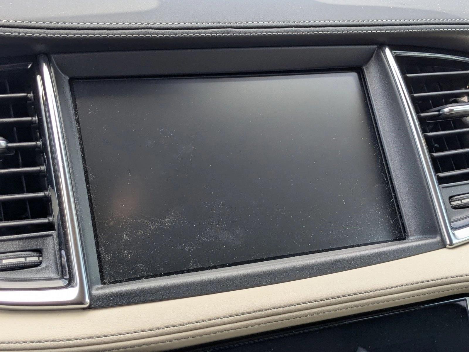2019 Infiniti QX50 Luxe photo 14