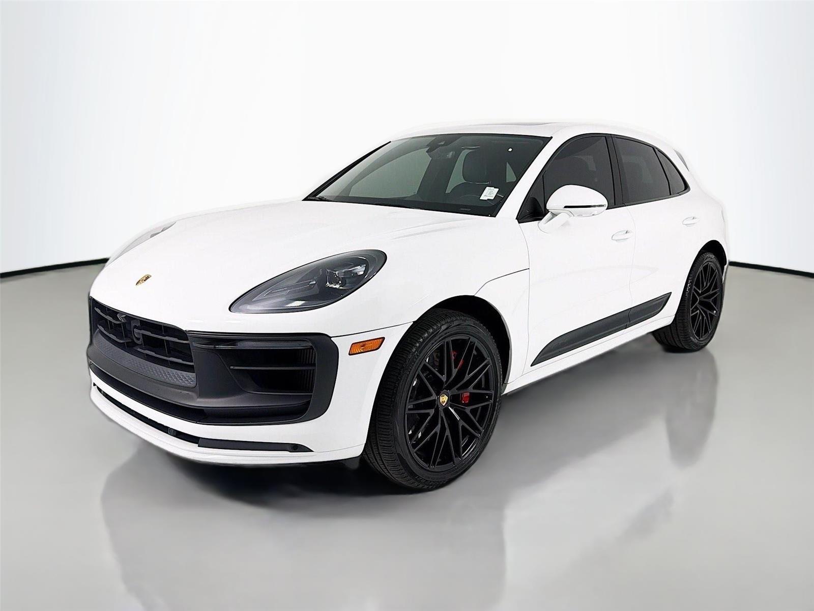 2023 Porsche Macan GTS's photo
