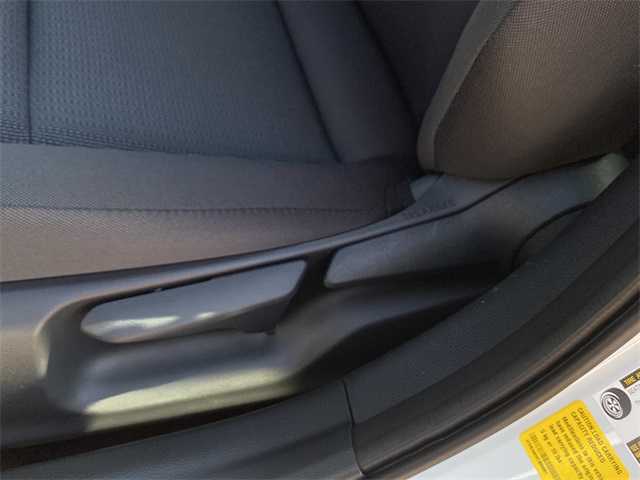 2026 Toyota Prius LE photo 18